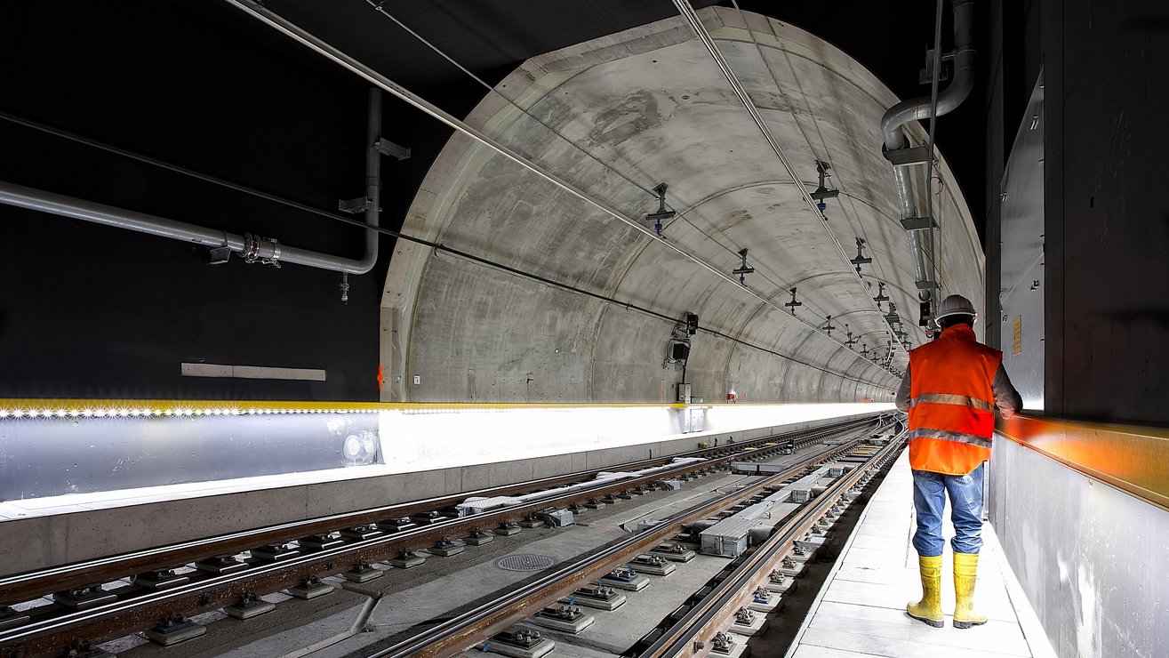 Infrastructure set for hiring spree, despite Carillion collapse